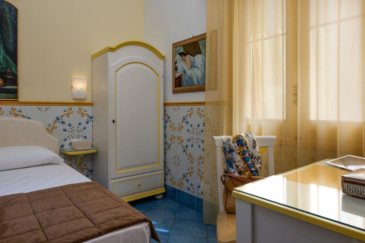 Albert Rooms & Breakfast San Vito Lo Capo Buitenkant foto