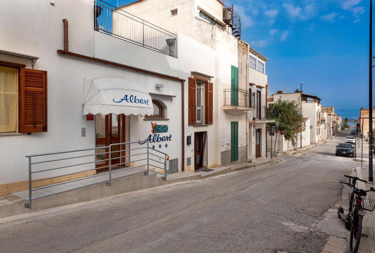 Albert Rooms & Breakfast San Vito Lo Capo Buitenkant foto
